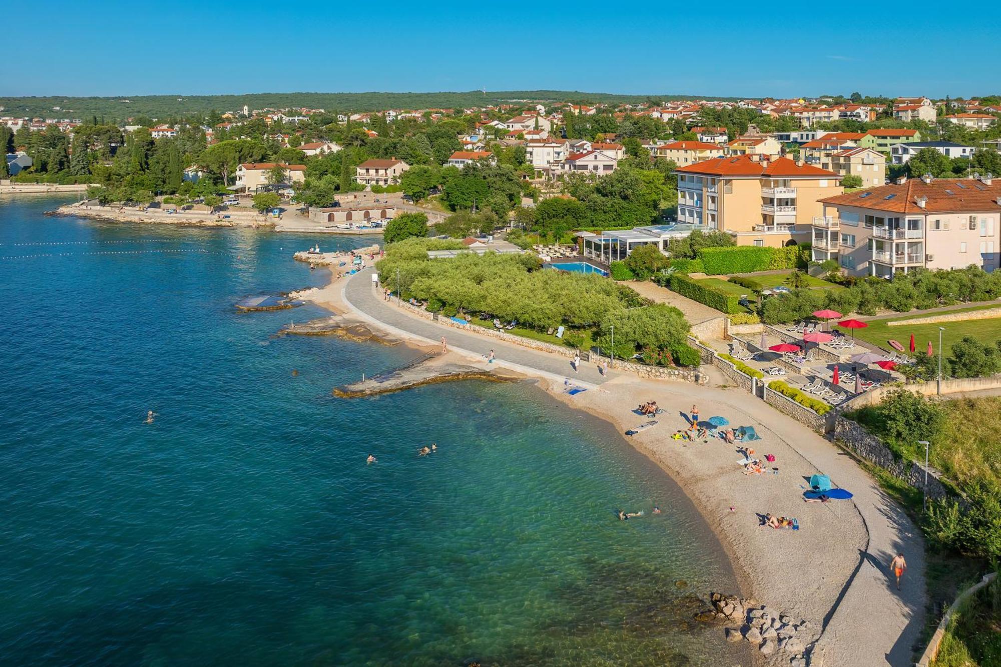 Hotel Vila Rova Malinska Buitenkant foto